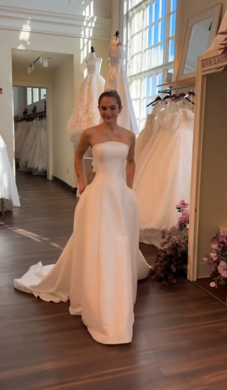 Simple A-Line Birdal Gown White Wedding Dress DP06882