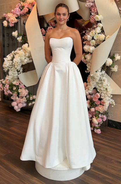 Simple A-Line Birdal Gown White Wedding Dress DP06884