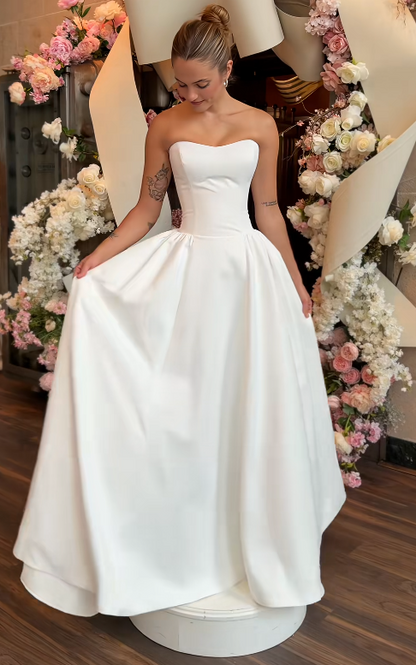Simple A-Line Birdal Gown White Wedding Dress DP06884