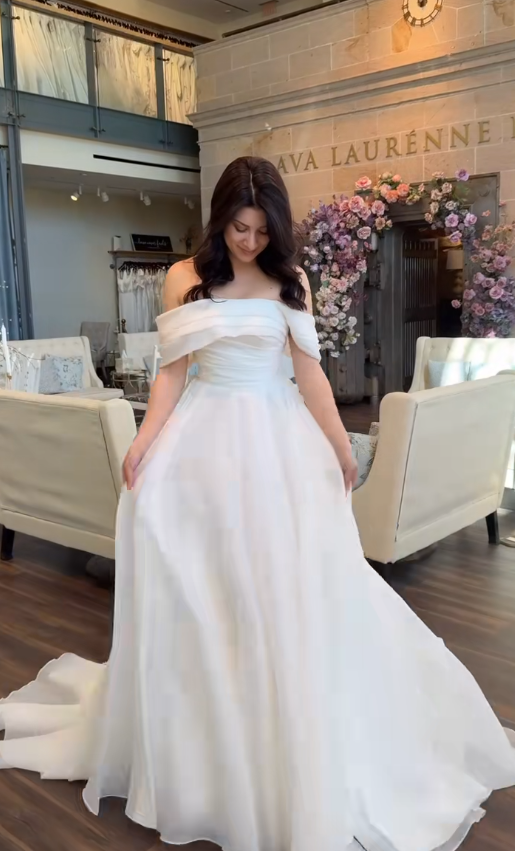 Simple A-Line Birdal Gown White Wedding Dress DP06888