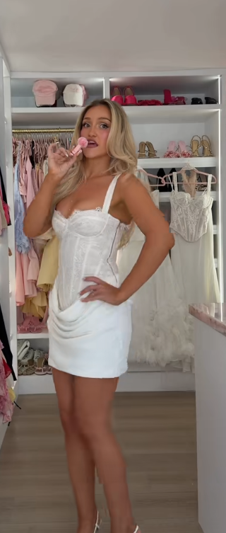 Simple A-Line Birdal Gown White Short Wedding Dress DP06890