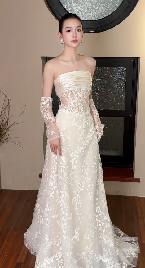 Simple White A-Line Tulle Lace Bridal Gown DP07002