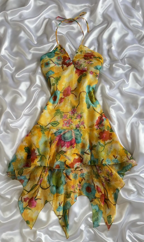 Robe Courte de Soirée Jaune Chic Fourreau en Mousseline de Soie pour Anniversaire DP07008