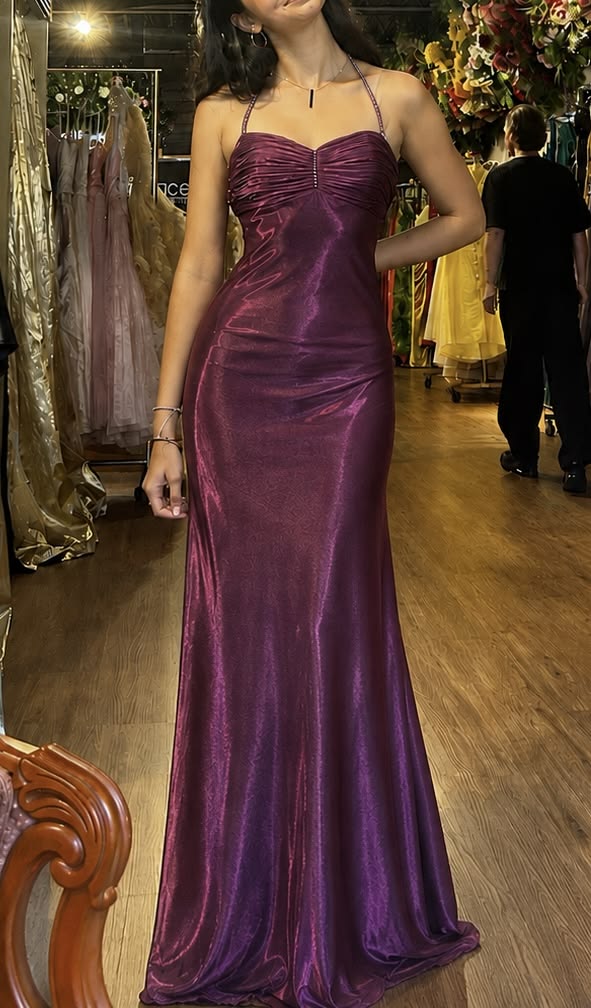 Elegantes lila Abschlussballkleid Scheide Satin Langes Abendkleid DP07030