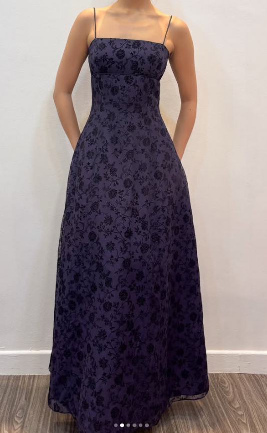 Glamouröses dunkelviolettes Ballkleid A-Linie Tüll Langes Abendkleid DP07046