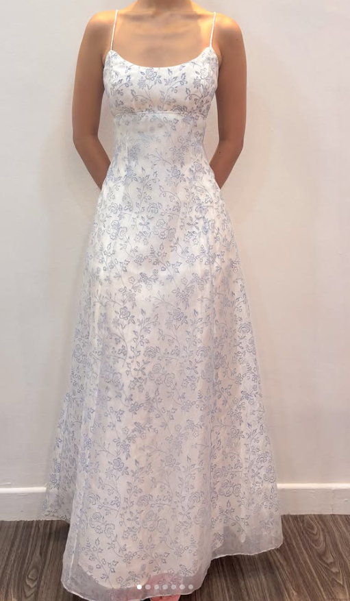 Elegantes weißes Abschlussballkleid A-Linie Tüll langes Abendkleid DP07051