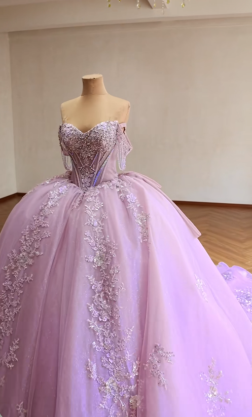 Gorgeous Lilac Ball Gown Quinceanera Dress Tulle Sweet 16 Dress DP07072