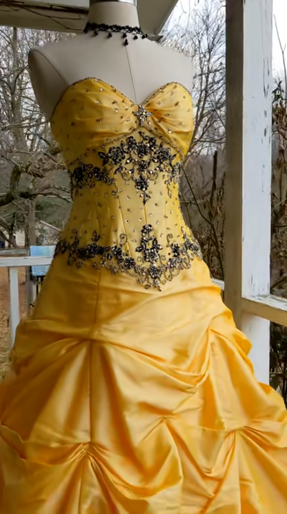 Gorgeous Yellow Ball Gown Quinceanera Dress Satin Sweet 16 Dresss DP07074