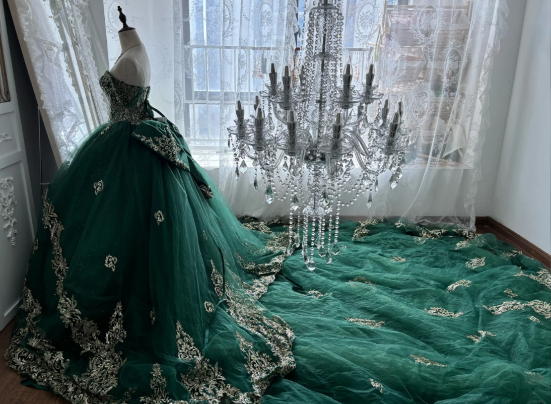 Gorgeous Dark Green Ball Gown Quinceanera Dress Tulle Sweet 16 Dress DP07076