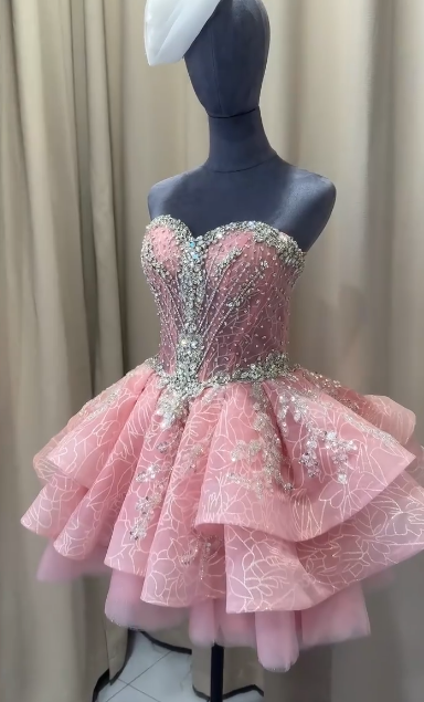 Schickes rosafarbenes kurzes Ballkleid A-Linie Tüll-Geburtstagskleid DP07137