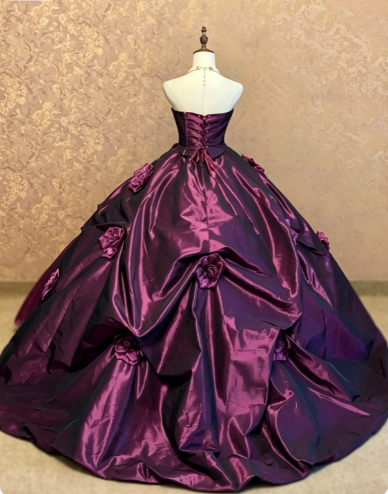 Elegantes, pflaumenfarbenes Ballkleid für den Abschlussball, süßes Ballkleid zum 16. Geburtstag, Satin Quinceanera Kleid DP07150