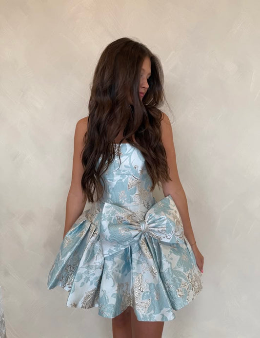 Hübsches blaues Geburtstagskleid Etui Satin Kurz Heimkehrkleid DP07269
