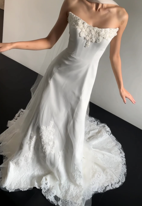 Simple Sheath White Wedding Dress Tulle Bridal Gown  DP07381