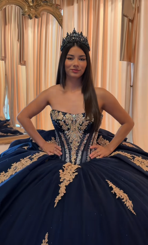 Gorgeous Navy Blue Ball Gown Quinceanera Dress Tulle Applique Sweet 16 Dress DP07454