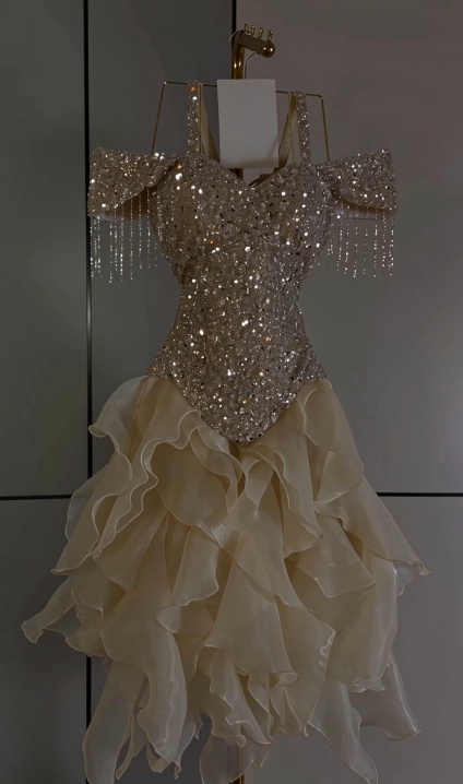 Fashion Yellow Short Homecoming Dress Sequins A-Line Birthday Party Dress DP07585