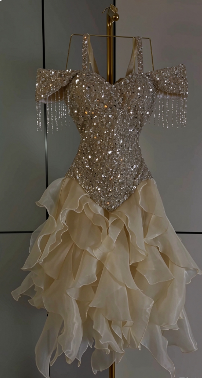 Fashion Yellow Short Homecoming Dress Sequins A-Line Birthday Party Dress DP07585