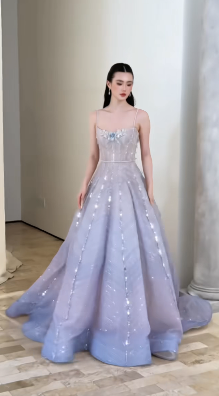 Schickes hellviolettes A-Linien-Abendkleid aus Tüll, lang DP07677