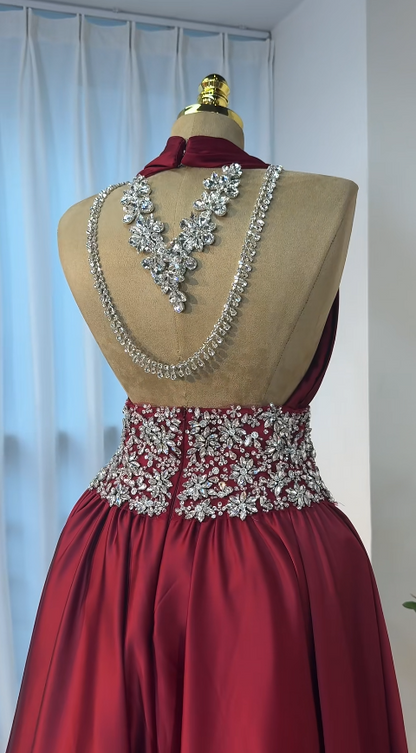 Schickes bordeauxrotes A-Linien-Abendkleid aus Satin, lang DP07694