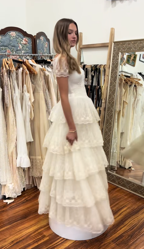 Classy White Bridal Dress A-Line Wedding Dress Tulle Bridal Gown DP07712