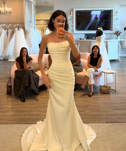 Classy White Bridal Dress Sheath Wedding Dress Satin Bridal Gown DP07713