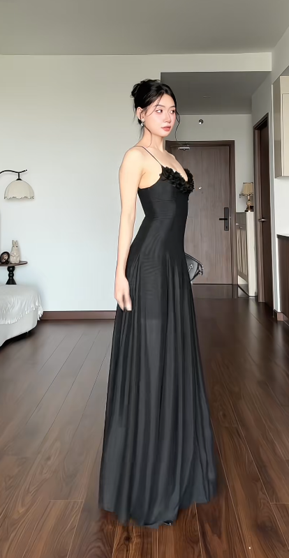 Schickes schwarzes Abschlussballkleid Etuikleid aus Chiffon langes Abendkleid DP07741