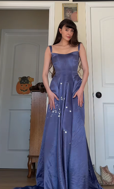 Wunderschönes blau-violettes A-Linien-Abendkleid aus Satin DP07756