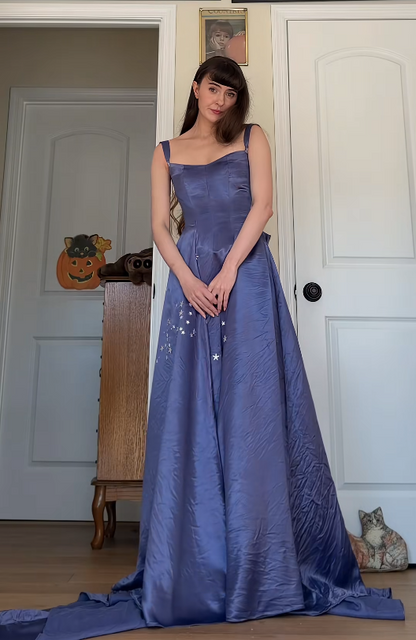 Wunderschönes blau-violettes A-Linien-Abendkleid aus Satin DP07756