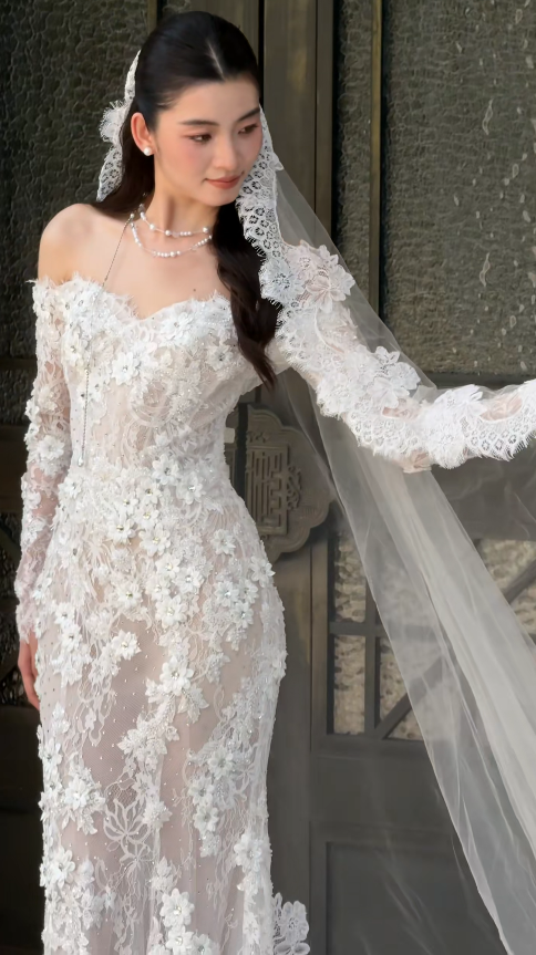 Eternal Off-shoulder Mermaid Wedding Dress White Lace Appliques Bridal Dress ED07842