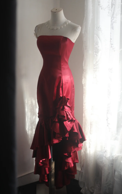 Pretty Red Prom Dress Sheath Satin Long Evening Dress DP07927