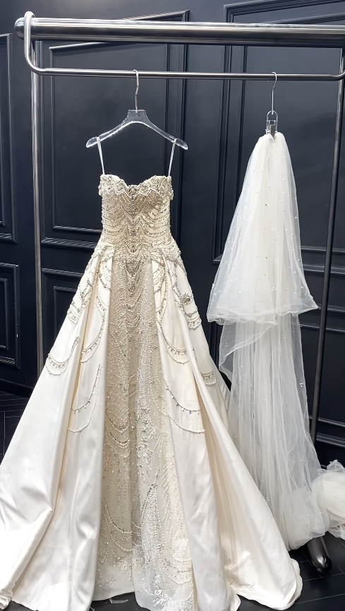 Charming A-Line Sweetheart Long Wedding Dress White Satin Bridal Dress DP07936