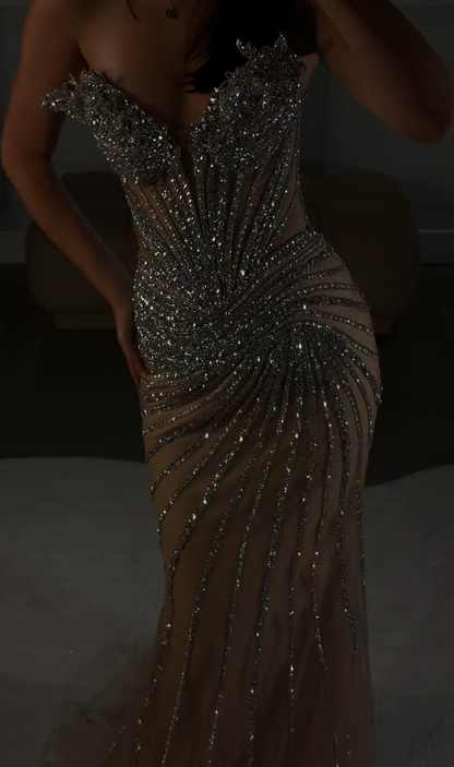 Elegantes langes Abendkleid aus Tüll mit Perlenbesatz, champagnerfarbenes Ballkleid DP08000