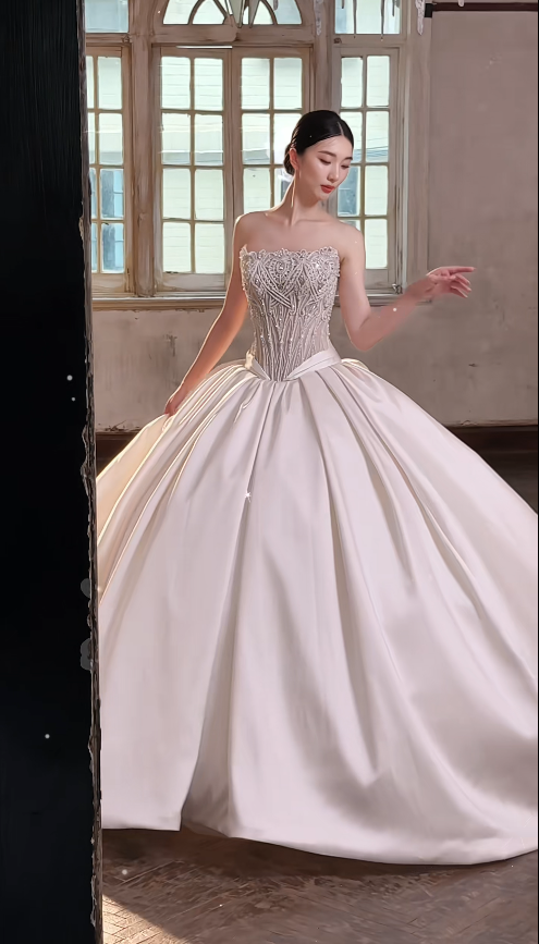 Simple Strapless Bridal Gown A-Line Satin Wedding Dress White Bridal Dress DP08056