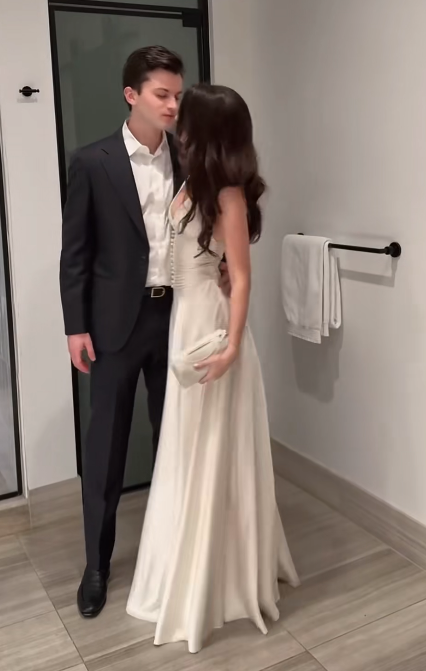 Simple White Bridal Gown Sheath Satin Long Wedding Dress DP08181