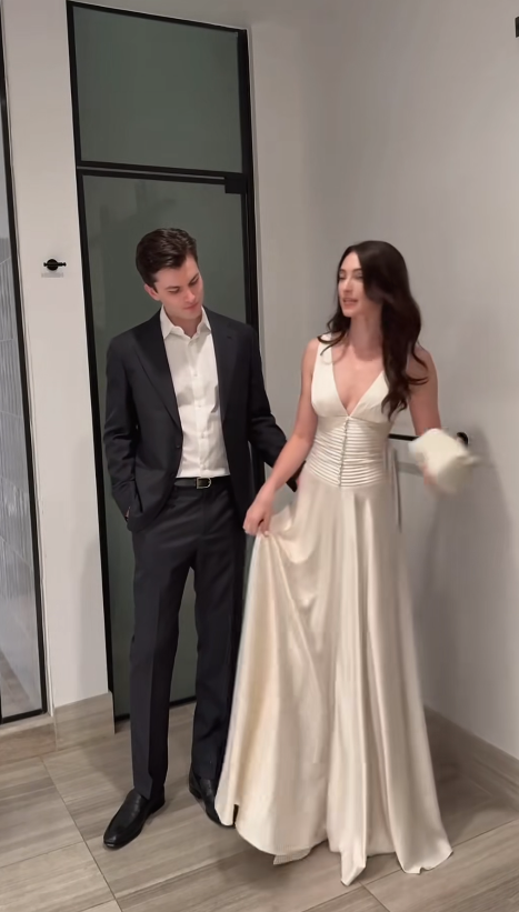Simple White Bridal Gown Sheath Satin Long Wedding Dress DP08181