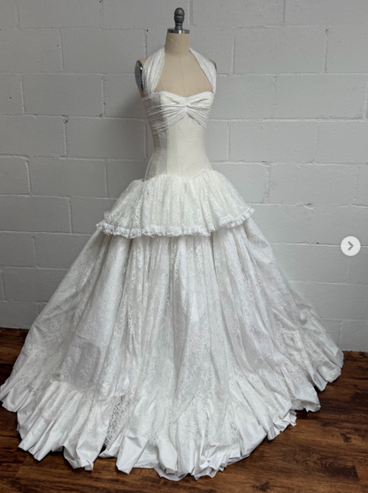 Schlichtes weißes Brautkleid, A-Linie, Spitze, langes Hochzeitskleid DP08182