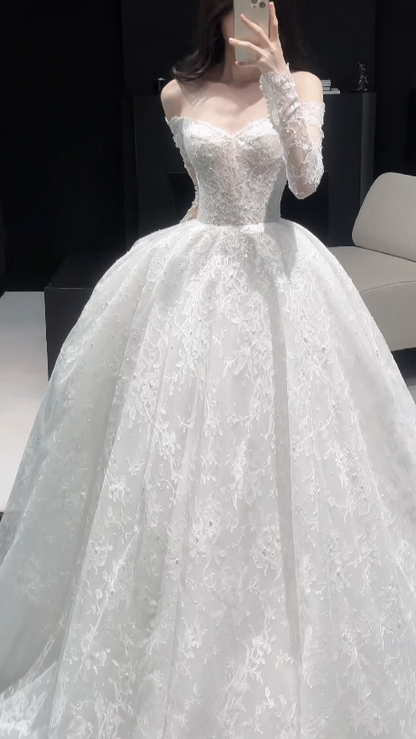Pretty White Bridal Gown A-Line Lace Long Wedding Dress DP08190