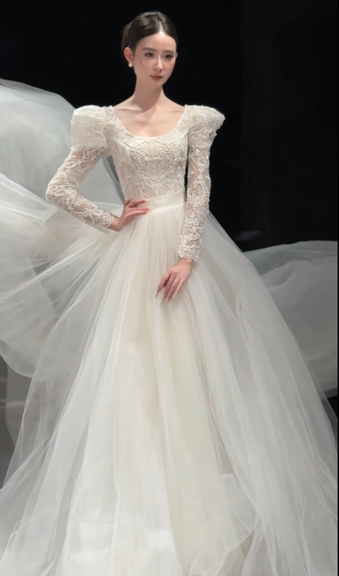 Pretty White Bridal Gown A-Line Tulle Long Wedding Dress DP08197