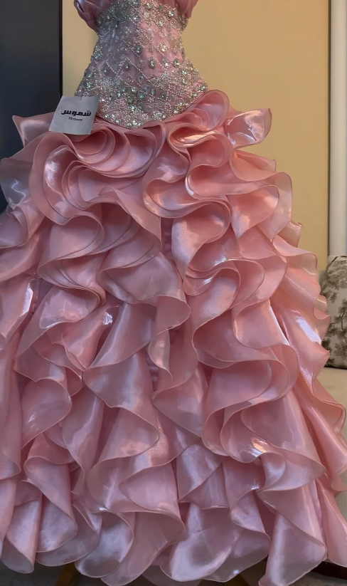 Feenhaftes rosa Ballkleid, A-Linie, Chiffon, Pailletten, langes Abendkleid DP08202
