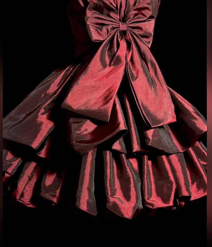 Jolie robe de bal courte rouge en satin, coupe trapèze, pour fête d’anniversaire DP08256