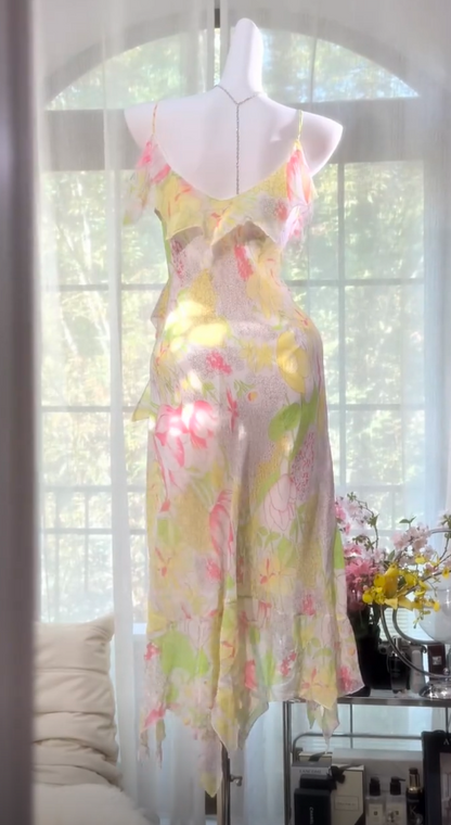 Niedliches kurzes Ballkleid mit Blumenmuster, figurbetontes Chiffonkleid für Geburtstagsfeiern DP08261