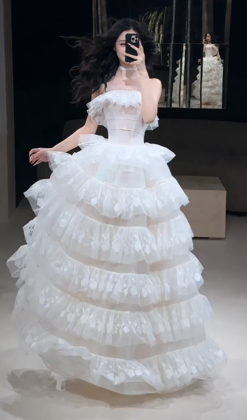 Glam A-Line Lace Long Wedding Dress White Bridal Gown DP08303