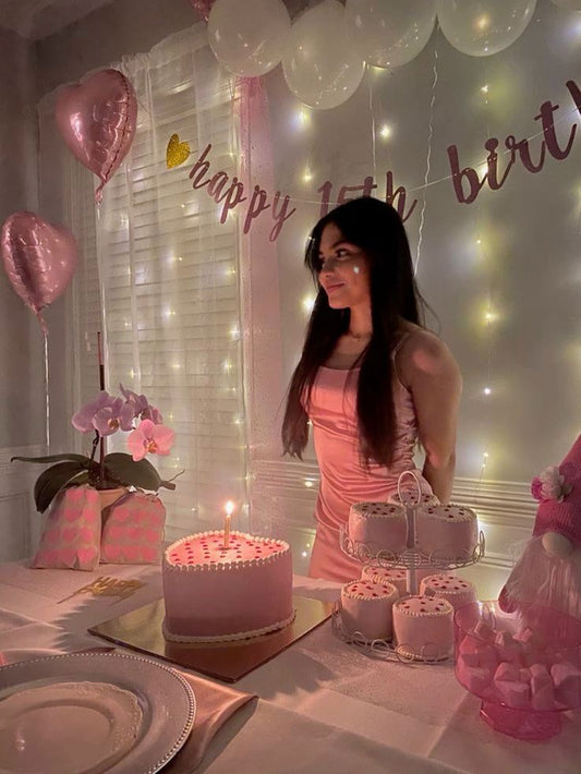 Süßes Etuikleid mit Spaghettiträgern, rosa, kurz, Sommerkleid zum 18. Geburtstag, Hoco-Kleid, Geburtstagsoutfit, Mini-Partykleider zum 15. Geburtstag, DP1145