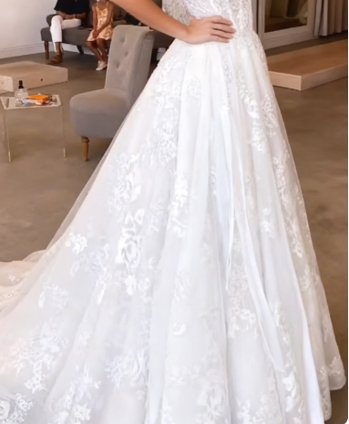 Romantic Bridal Gown Ball Gown Sweetheart White Lace Wedding Dresses Minimalist Bridal Gowns DP1189