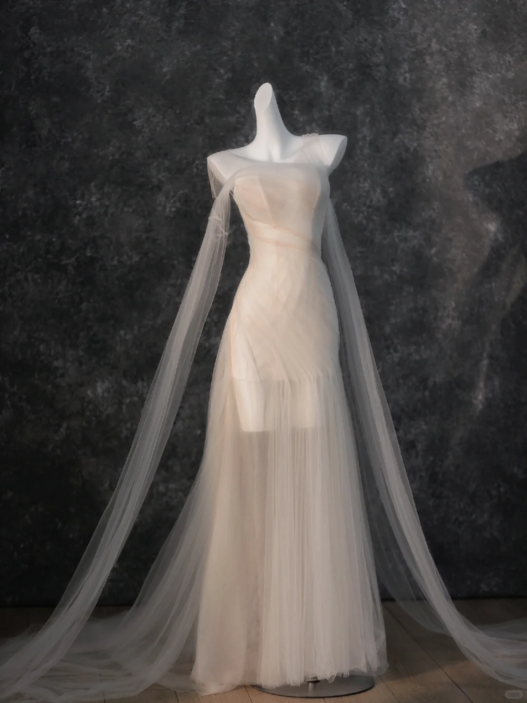 Vintage Bridal Gown Mermaid Strapless White Tulle Long Sleeves Wedding Dresses Minimalist Bridal Gowns DP1207