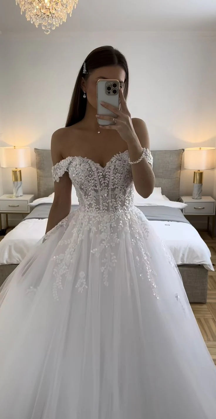 Robe de mariée éthérée, robe de bal, épaules dénudées, tulle, blanche, robes de mariée DP1321