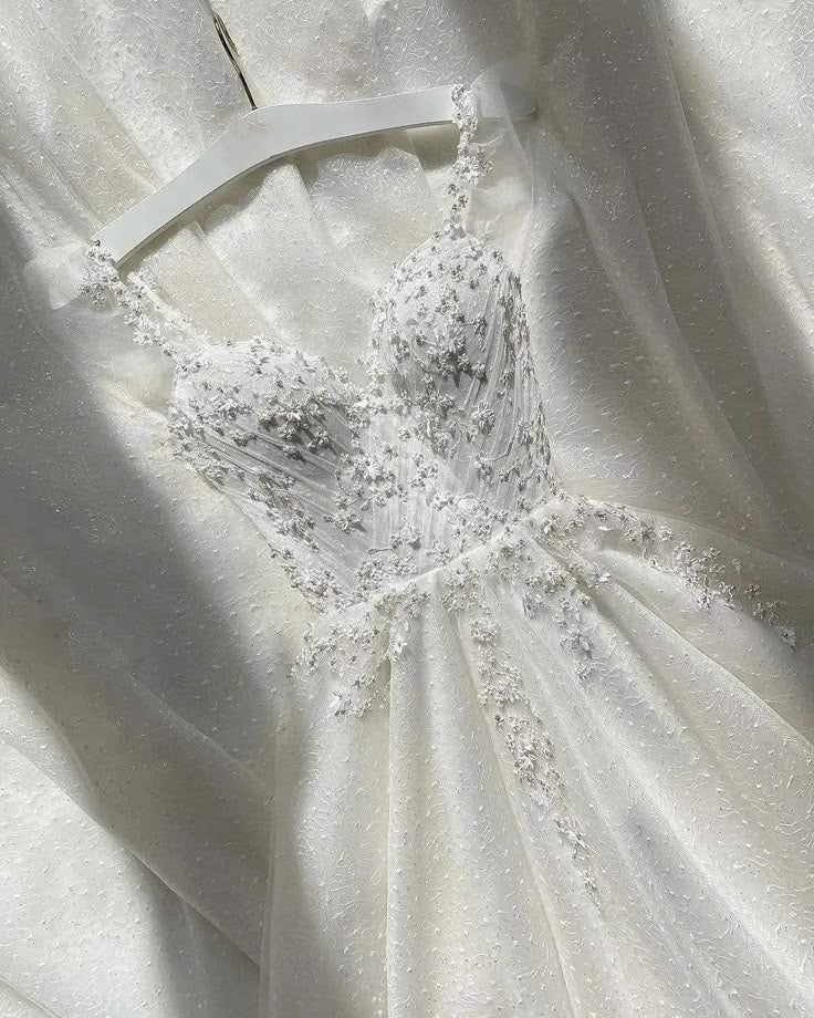 Robe de mariée classique, robe de bal, bretelles, dentelle, blanche, robes de mariée minimalistes, DP1350