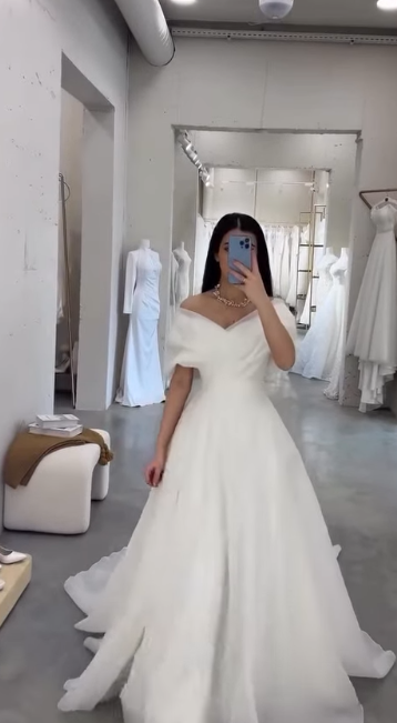 Simple Wedding Dress Ball Gown Off The Shoulder White Long Wedding Dresses Bridal Gowns DP1379