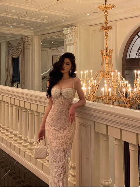 Elegant Glamour Sheath Spaghetti Straps White Lace Prom Gowns Party Dress Classy Gowns Evening Dresses DP1436