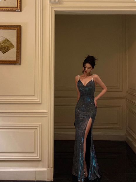 Elegant Glamour Sheath Straps Spaghetti Blue Sequin Slit Prom Gowns Party Dress Classy Gowns Evening Dresses DP1460