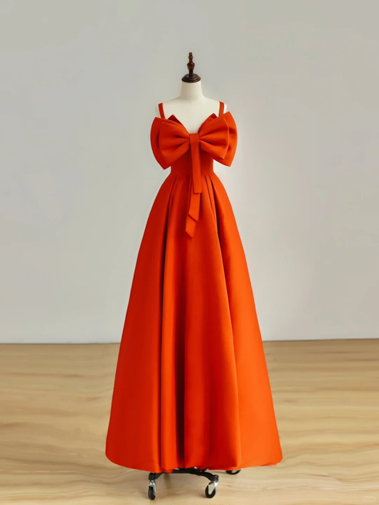 Robe élégante et glamour en satin orange à bretelles spaghetti pour 21e anniversaire, tenue de soirée, idées de robes d'anniversaire pour femmes, DP1510